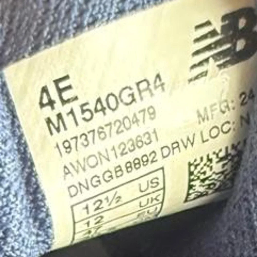 New Balance 520v6 white and grey trainers. Size US 12.5 4E Wide